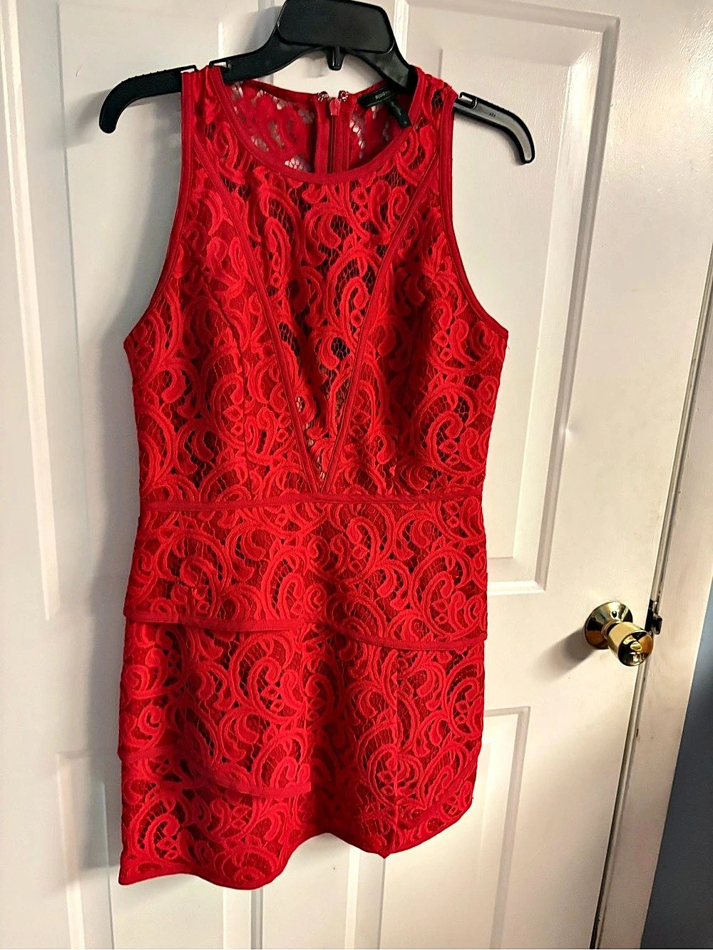 BCBGMAXAZRIA "Hannah" Tiered Lace Dress in "Burnt Red” size 10, see measurements